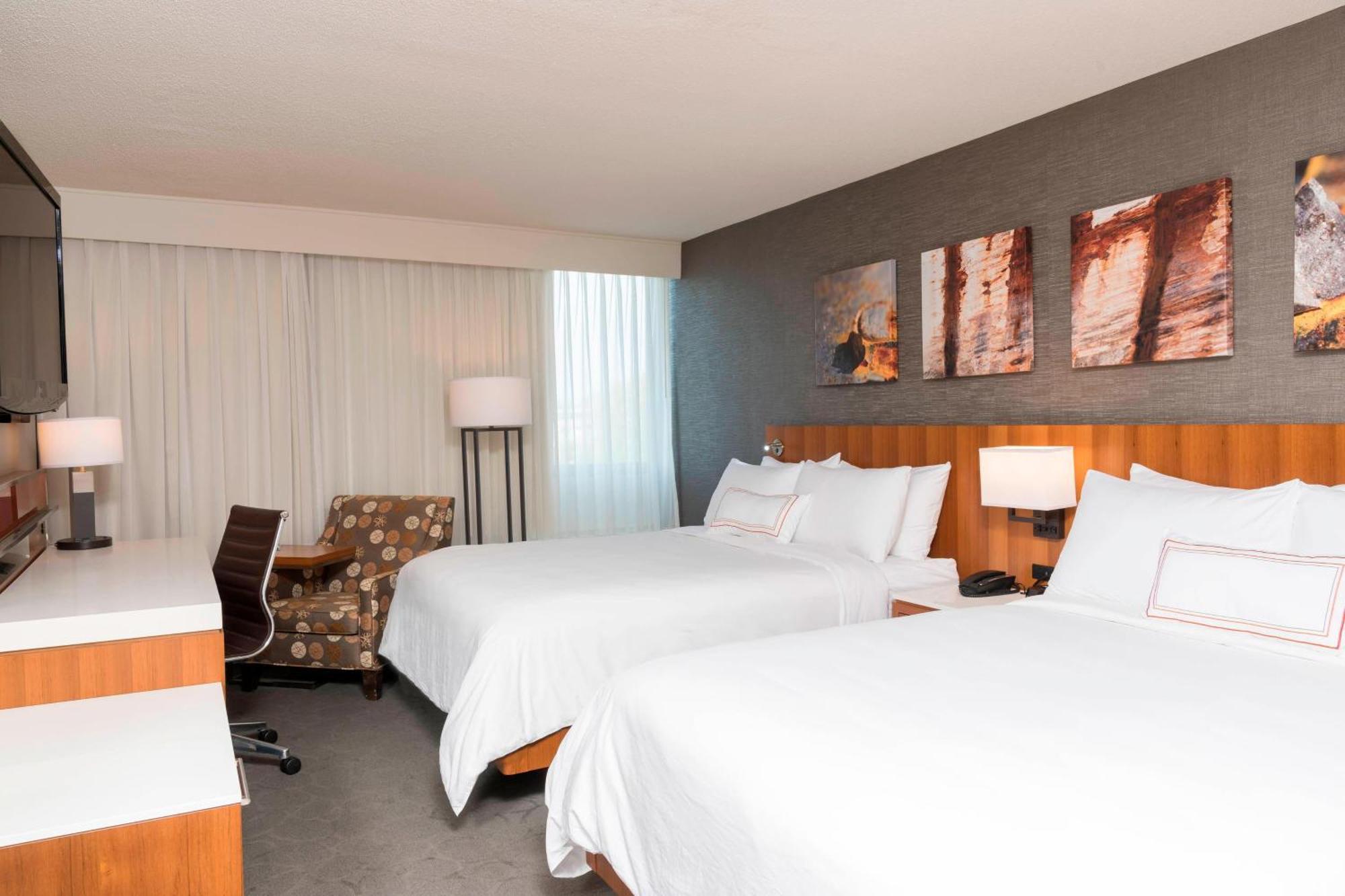 Sonesta Hotel Grand Rapids Airport Kentwood Екстериор снимка
