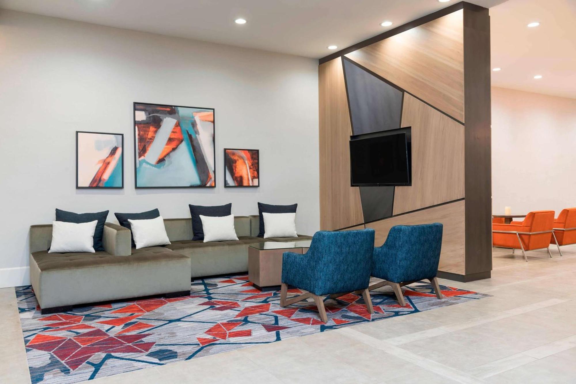 Sonesta Hotel Grand Rapids Airport Kentwood Екстериор снимка